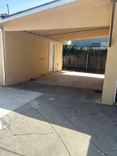 924 W Colorado Blvd #B Photo 1