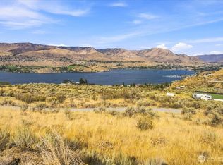 64 Chelan Butte Rd, Chelan, WA 98816