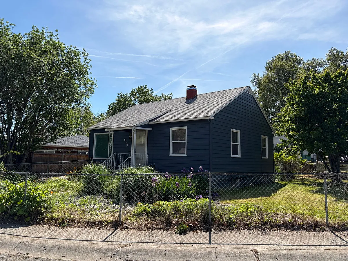 Building Photo - 647 NW 7th St