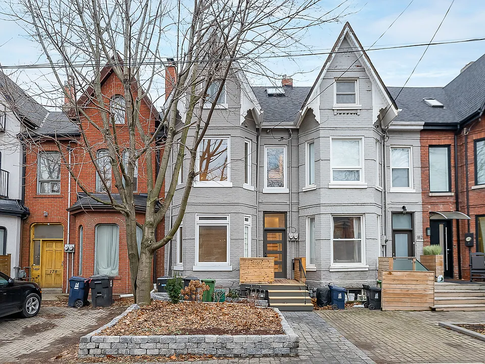 180 Strachan Ave #2