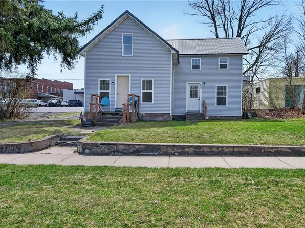 22 6th Avenue, Shell Lake, WI 54871