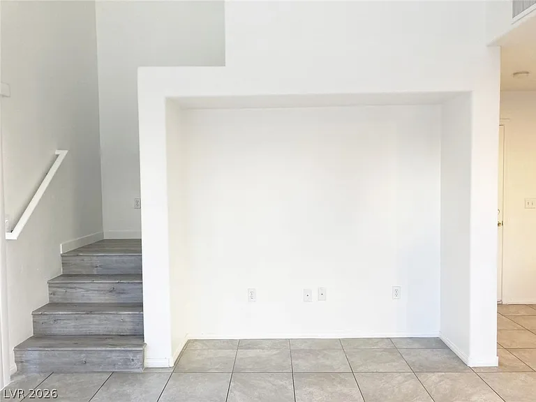 4990 Tioga Pass Ave — Photo 10