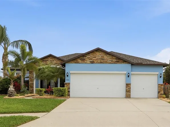 326 Star Shell Dr, Apollo Beach, FL 33572