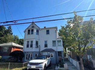 208 Tibbetts Rd, Yonkers, NY 10705