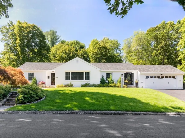 6 Montview Rd, Chelmsford, MA 01824