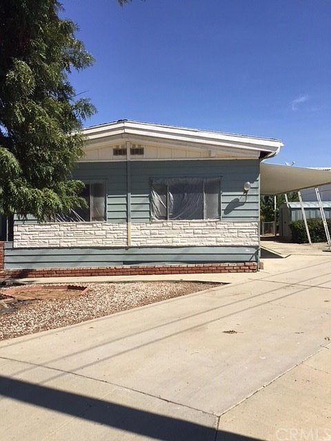 1st image of 26042 Seaforthia Palm Dr