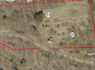 2048 Spooky Hollow Rd, New Kensington, PA 15068