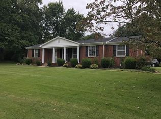 215 Hale Ave, Gallatin, TN 37066