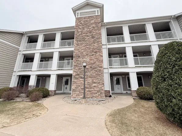 58 Club Rd Unit 203, Plattsburgh, NY 12903