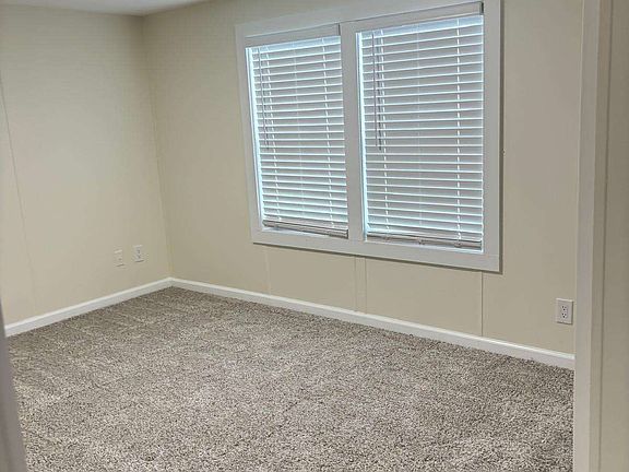 4th image of 509 Emory Ln