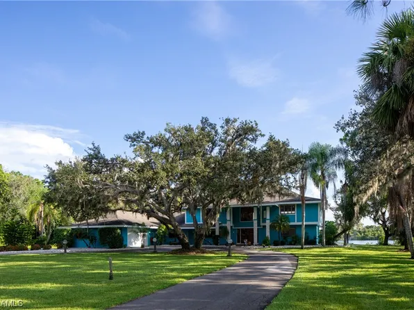 12524 River Rd, Fort Myers, FL 33905