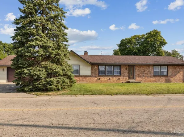 100 W Roger Dr, Trenton, OH 45067