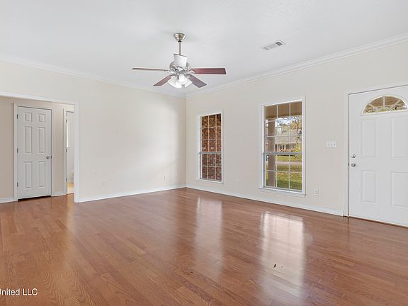 5th image of 9109 Meadowlark Ave