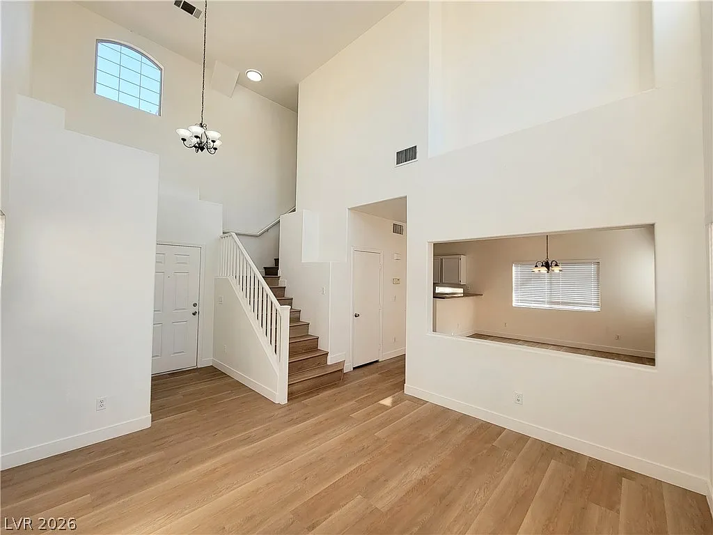 4 bed, 2.5 bath, 1503 sqft, $1,995 — Photo 4