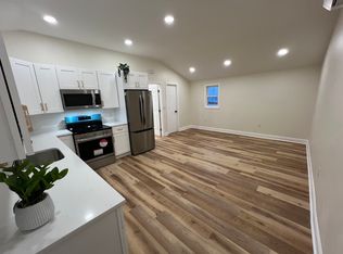 107 Columbia Tpke APT 2, Rensselaer, NY 12144