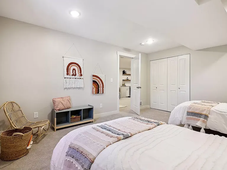 5827 Xerxes Ave S — Photo 1