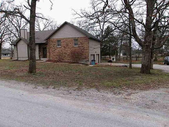 3rd image of 18984 S 1488th Rd