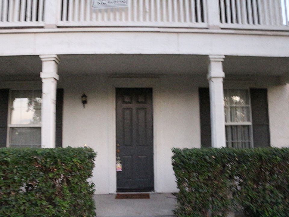2nd image of 12880 Magnolia Ave Unit 2