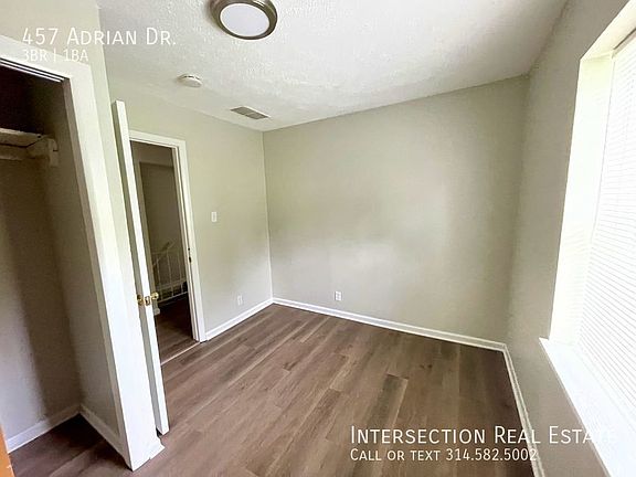 3rd image of 457 Adrian Dr