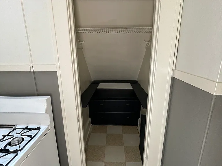 238 Lexington Ave #3 — Photo 6