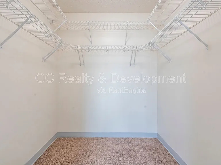 1720 Maple Ave #820 — Photo 14