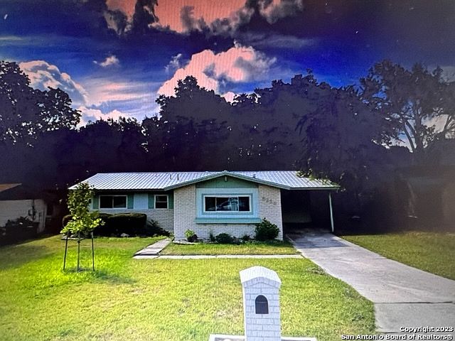 1st image of 8234 WHITE OAK