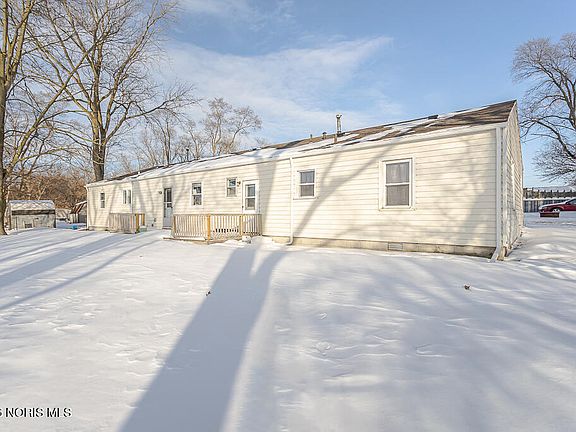 5th image of 18133 Fostoria Rd