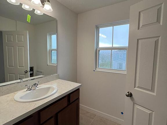 3rd image of 1132 Sand Torch Cir #1