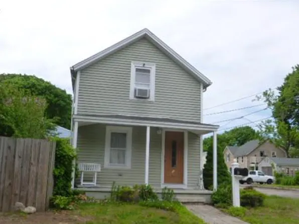 55 Sherman St, Riverside, RI 02915