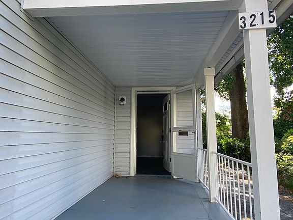 2nd image of 3215 Walton Ave