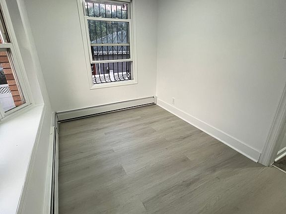 3rd image of 111-12 34th Ave Floor 1