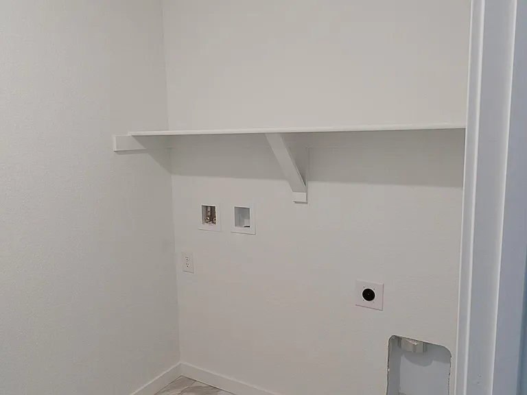1678 Marquette Aly — Photo 16