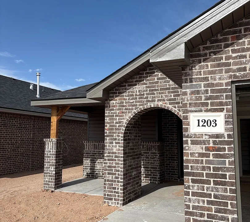 1203 Cottonwood Ave