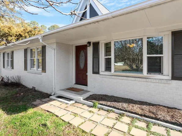 5707 Old Stage Rd, Raleigh, NC 27603