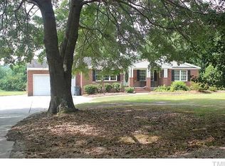 8524 Southbriar Dr, Raleigh, NC 27606