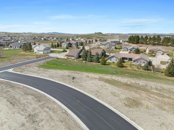 3304 Ping Dr, Rapid City, SD 57703