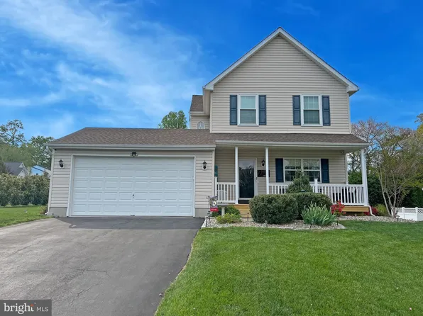 218 Waterford Way, Garnet Valley, PA 19060