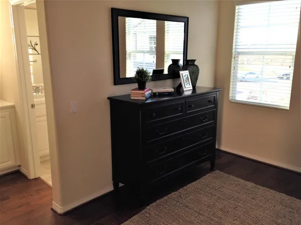 763 Nile River Dr, Oxnard, CA 93036