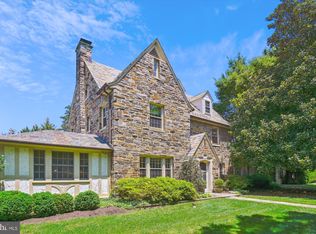 2 E Highfield Rd, Baltimore, MD 21218