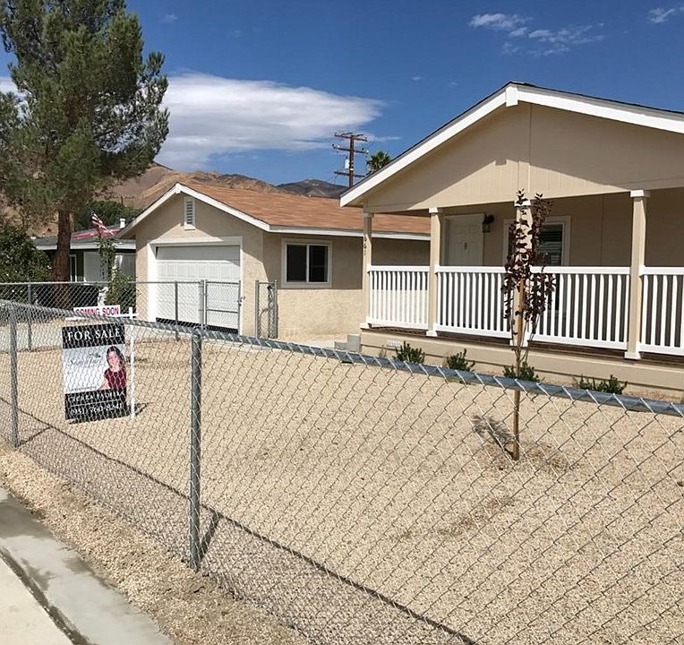 1st image of 661 S Cecelia Dr