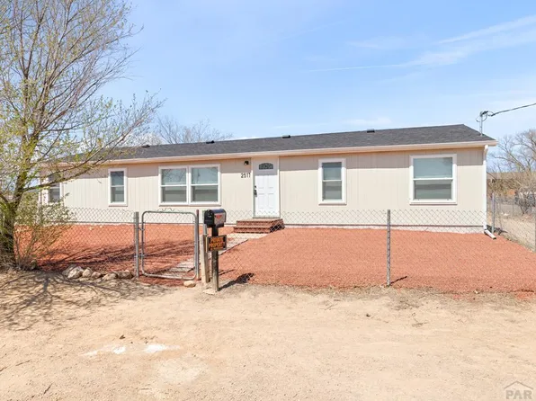 2511 E 12th St, Pueblo, CO 81001