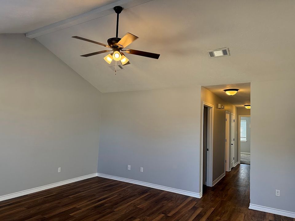 1st image of 1802 Sara Dr Unit B