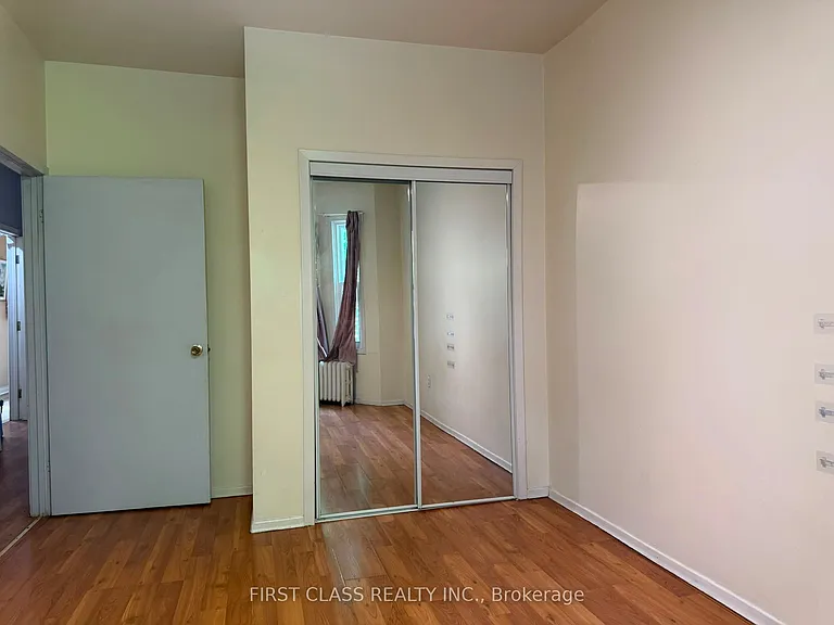 366 Lippincott St #2B — Photo 3