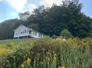 384 Crosier Rd, Rainelle, WV 25962