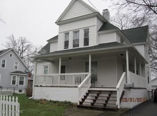 123 N Hooker Ave, Three Rivers, MI 49093