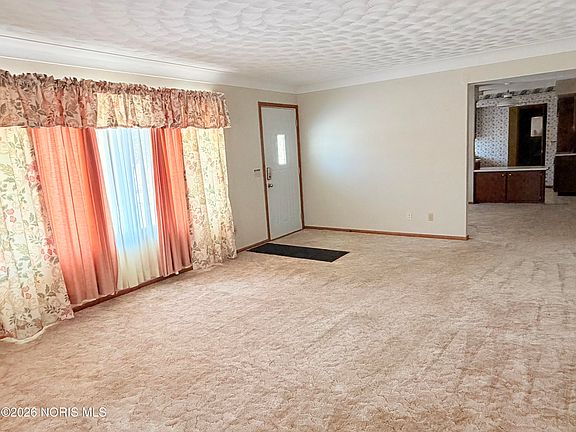 5th image of 203 W Rice St