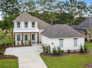 23380 Noble Oak Dr, Springfield, LA 70462