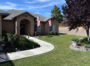 19404 Meadows Rd, Tehachapi, CA 93561