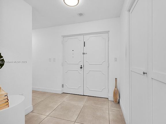 4th image of 720 Coral Way APT 1F