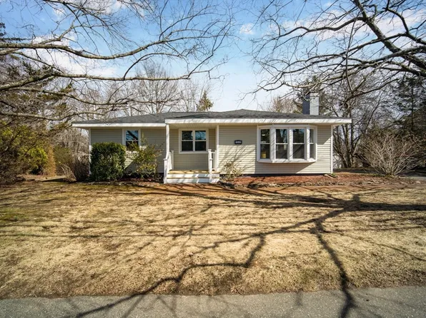 1341 Suffield St, Agawam, MA 01001